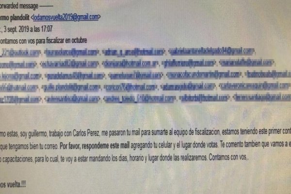 Desesperado, el Gobierno aprieta empleados públicos para que sean fiscales oficialistas