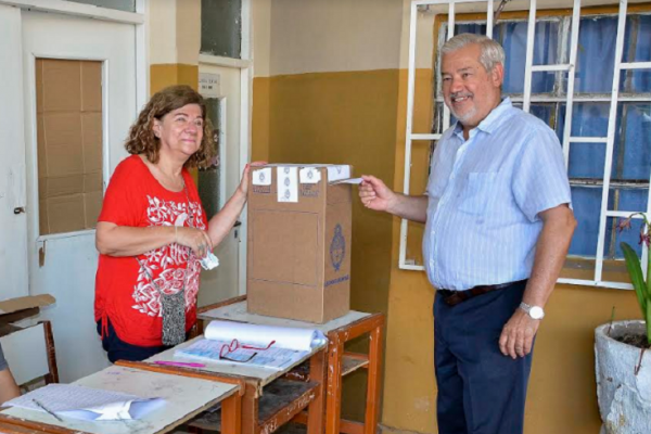 Vara destacó mayor afluencia de votantes: Mucho entusiasmo y mucho trabajo