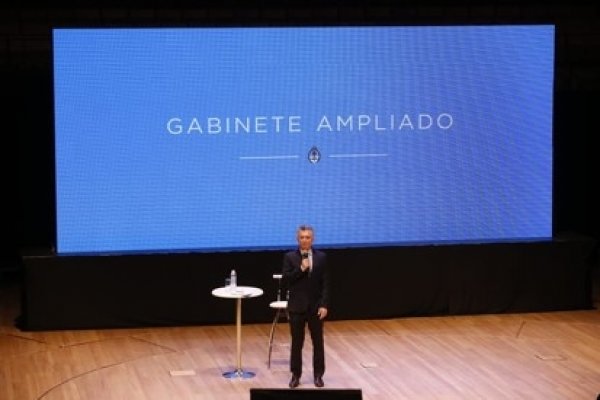 Transición, Macri convocó a una reunión de gabinete ampliado