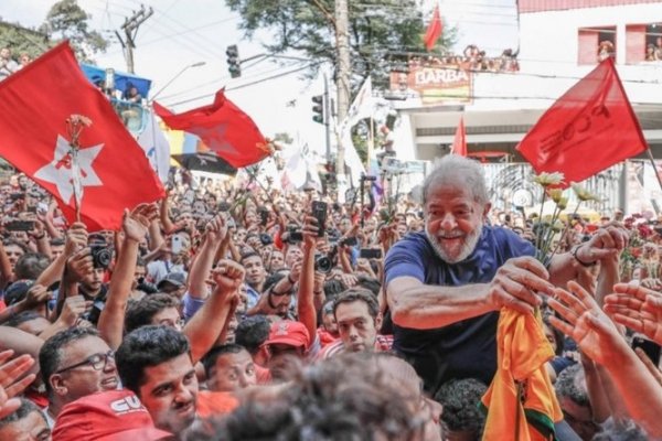 La Justicia de Brasil determina la liberación de Lula da Silva tras la decisión de la Corte