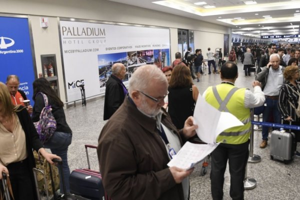 El Banco Central levantó el cepo cambiario para empresas de asistencia al viajero