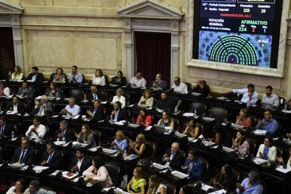 El Gobierno promulgó la Ley de Restauración de la Sostenibilildad de la Deuda