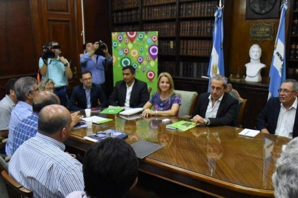 Corrientes: No hubo acuerdo con los docentes y los gremios piden hablar con Valdés