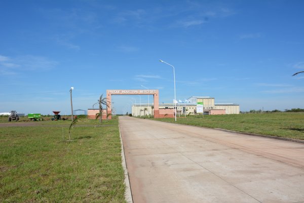 “El gas natural generará ventajas cualitativas al parque industrial de Mercedes”