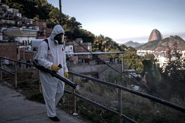 Brasil superó los 4,5 millones de casos de coronavirus y las 136.000 muertes