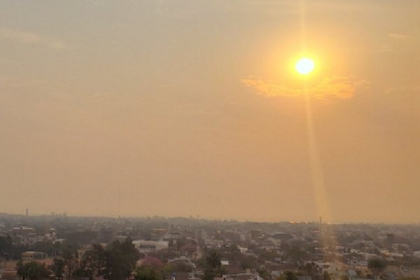 Incendios: Corrientes amaneció con un intenso humo