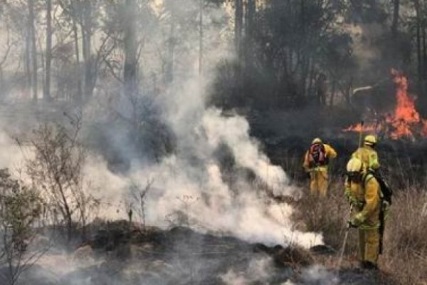 Corrientes: Se controlaron los incendios pero se sigue en alerta