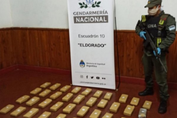 Misiones: Una patrulla a pie de gendarmes secuestró 29 kilos de marihuana