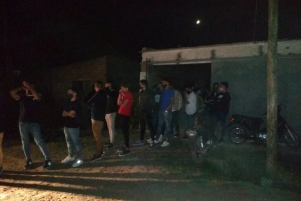 Fiestas clandestinas con masiva concurrencia en Capital, Itatí y Sauce