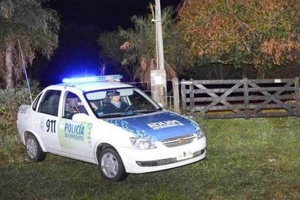 Robaba en una arenera y fue atrapado por los vecinos