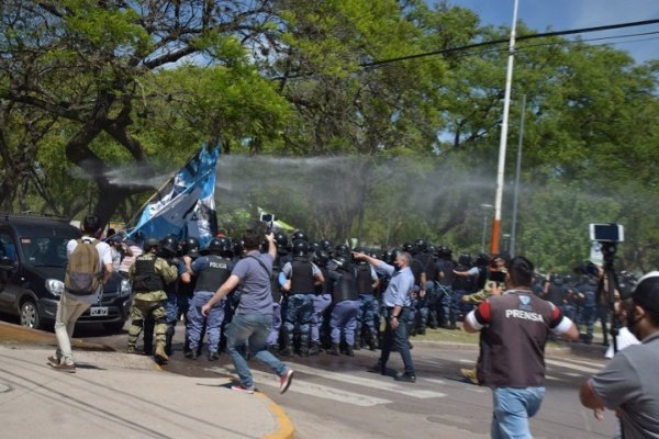 Panorama semanal: Capitanich posicionó al candidato de ultraderecha