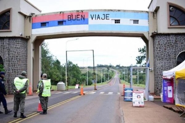 Misiones cerró los accesos desde Corrientes