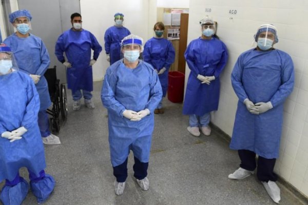 En los hospitales hay alerta ante los nuevos casos y esperanza por la vacuna