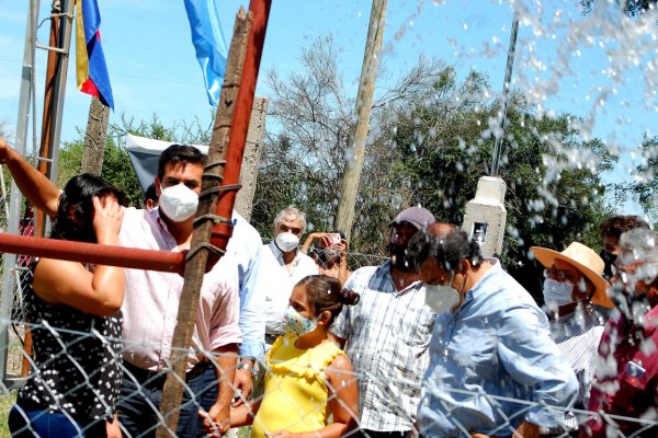 Inauguran una perforación de agua potable en Primera Sección Chacra