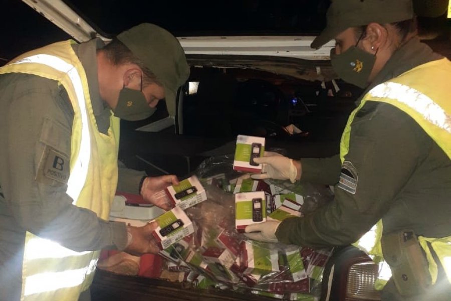 Gendarmería Secuestró 200 Celulares De Contrabando Corrientes Hoy