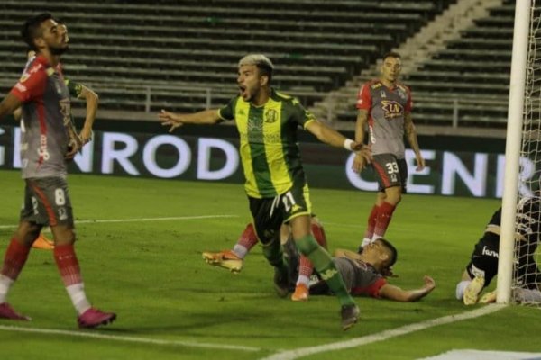 Copa Liga Profesional: Aldosivi superó a Arsenal con goleada