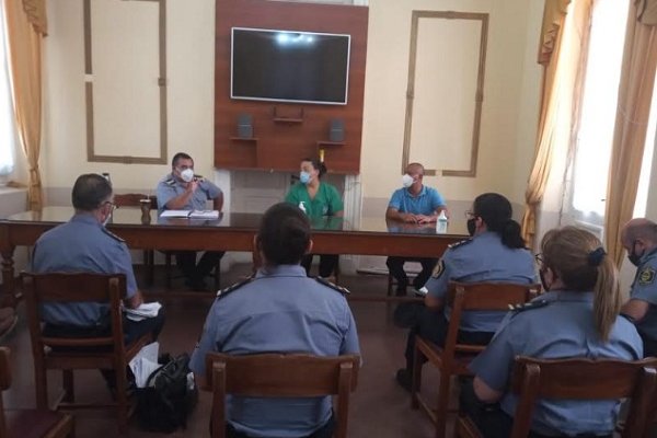 Coordinaron la campaña de vacunación para la Policía de Corrientes