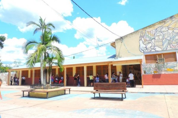 Corrientes: Otra escuela del interior provincial con casos de COVID-19