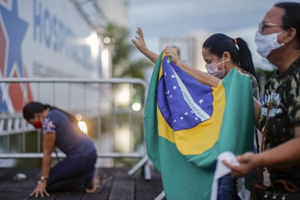 Brasil registra casi 72.000 casos de coronavirus y más de 2.600 muertes en 24 horas