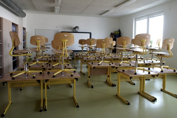 Suspensión de las clases presenciales, una restricción utilizada en todo el mundo