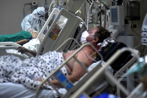 Paraguay prepara un plan de mitigación de contagios ante el colapso en los hospitales