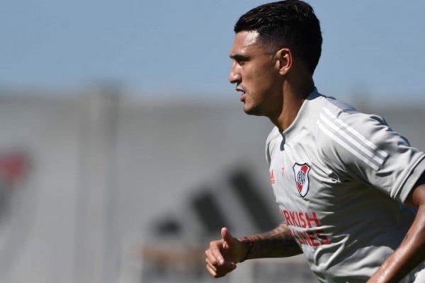 River: Suárez, aislado por contacto estrecho de COVID-19