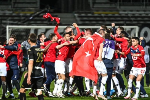 Lille venció por 2-1 a Angers y se consagró campeón de la Ligue 1