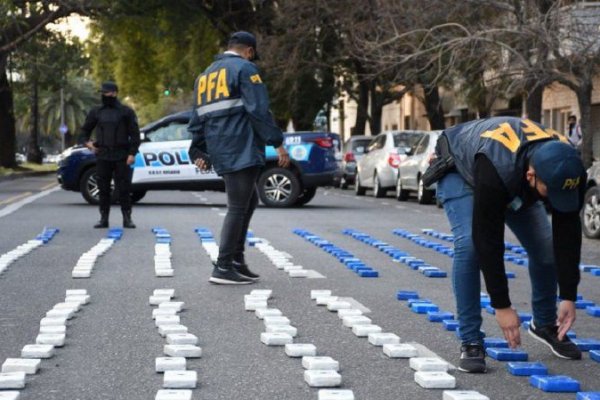 Detienen con 400 kilos de cocaína pura a miembros de una banda de Santa Fe