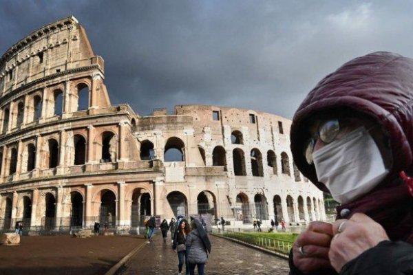 Italia elimina el uso obligatorio de barbijo al aire libre