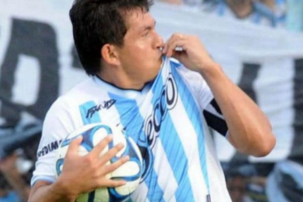 Pulga Rodríguez deja Colón y volverá a Atlético Tucumán