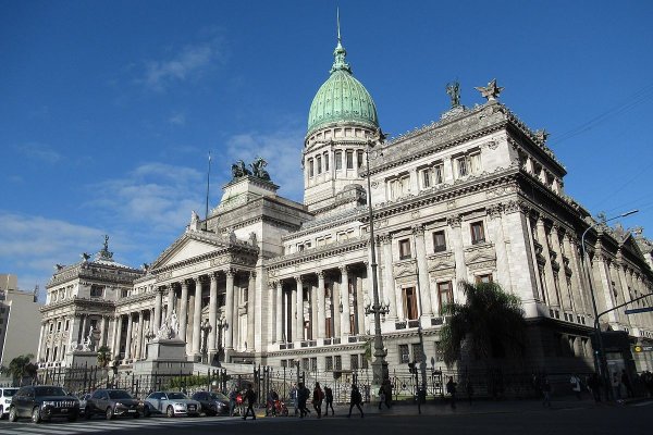 Estos son todos los diputados y senadores cuyos mandatos vencen este año