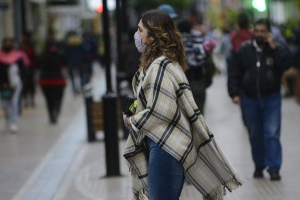 Corrientes amaneció con neblina y se espera 17 grados de máxima