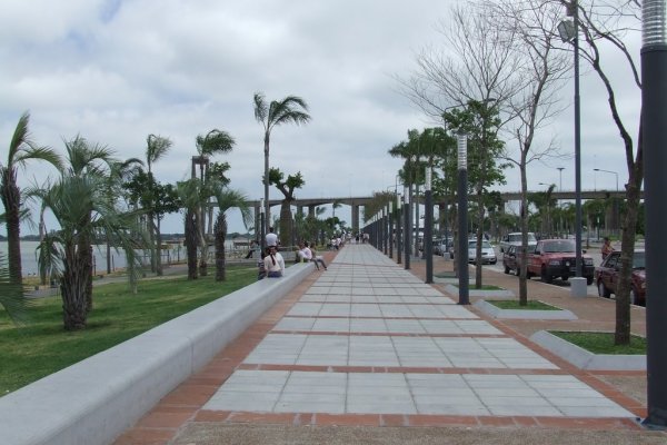 Cielo nublado con probabilidad de lloviznas en Corrientes