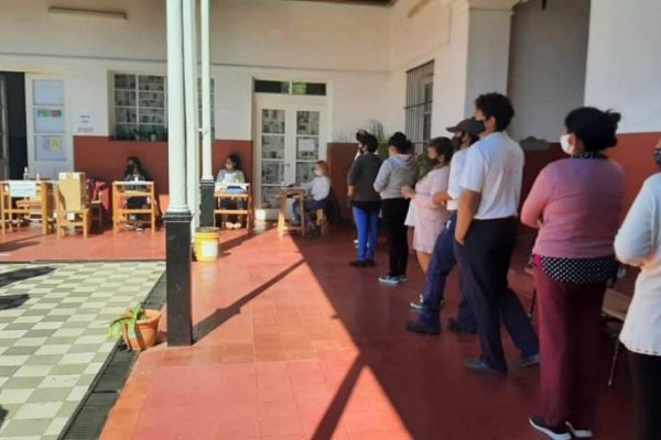 Corrientes: Alta concurrencia de electores en el interior