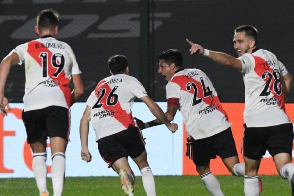 El River inédito lo dio vuelta sobre el final y venció a Sarmiento