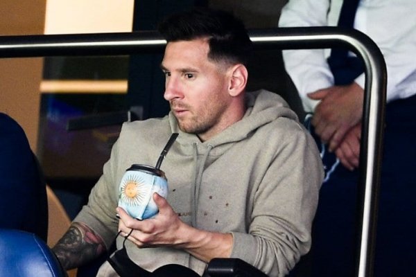 Messi estuvo en la platea: cuándo vuelve a jugar para PSG