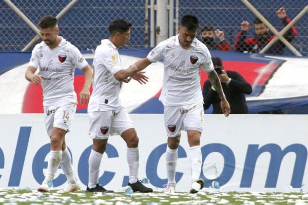 Colón le ganó a San Lorenzo en el Nuevo Gasómetro