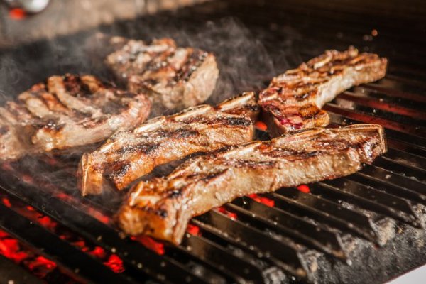 El consumo de carne vacuna sigue sin recuperarse: cayó casi 6% en el último año