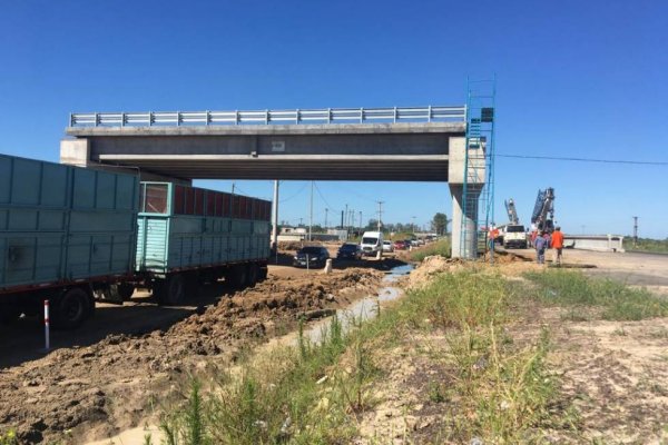 Comenzó la construcción de uno de los puentes en la Autovía Ruta 12