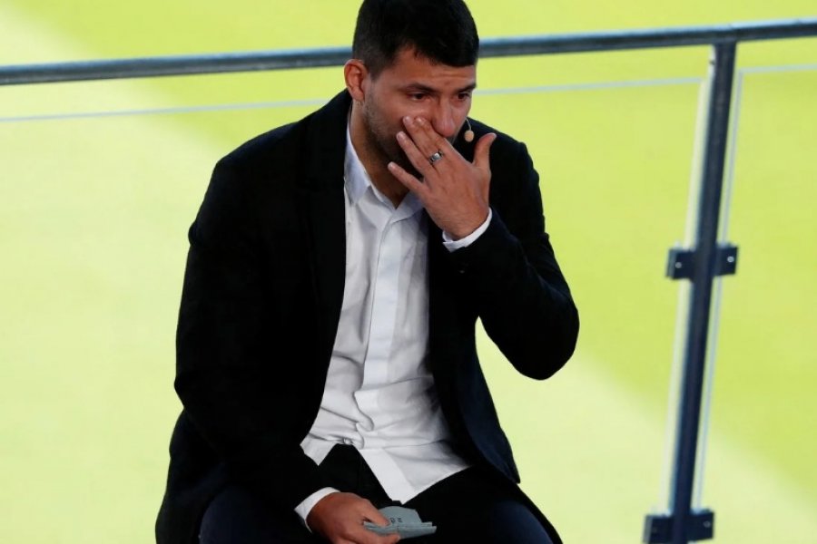 El Kun Agüero Anunció Su Retiro Entre Lágrimas He Decidido Dejar De