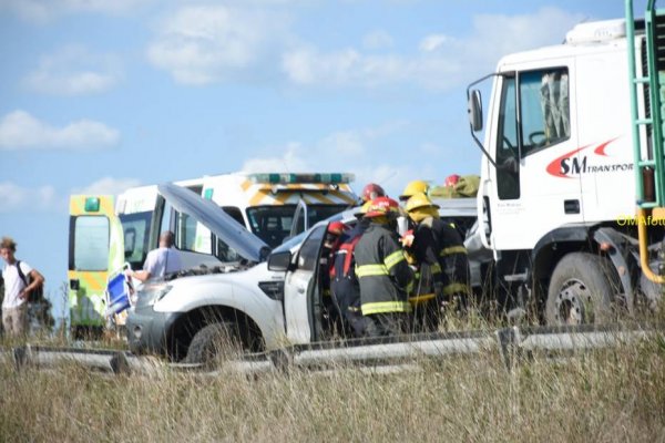 Camarógrafo correntino murió tras choque entre camioneta y un camión