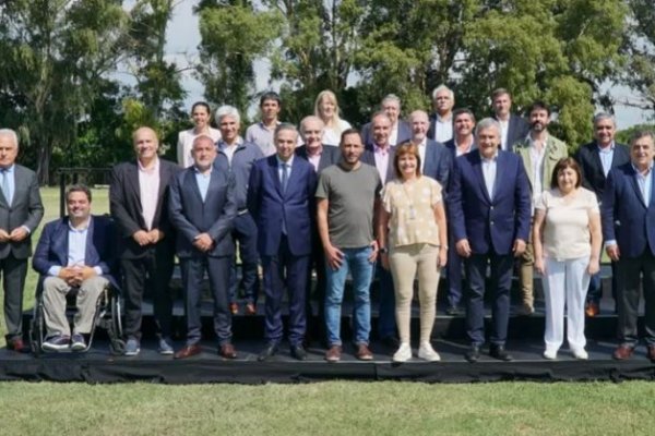 Juntos por el Cambio: hipocresía por los incendios en Corrientes y definiciones ante la crisis de Ucrania