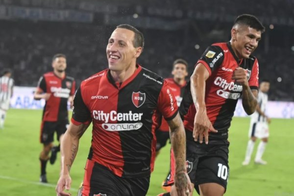 Newell's venció a Talleres en Córdoba y se acomodó en la tabla