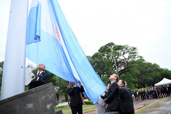 Se realizó un acto por el 434º aniversario de la Fundación de Corrientes