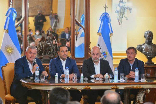 Gobernadores firmaron convenio de cooperación turística