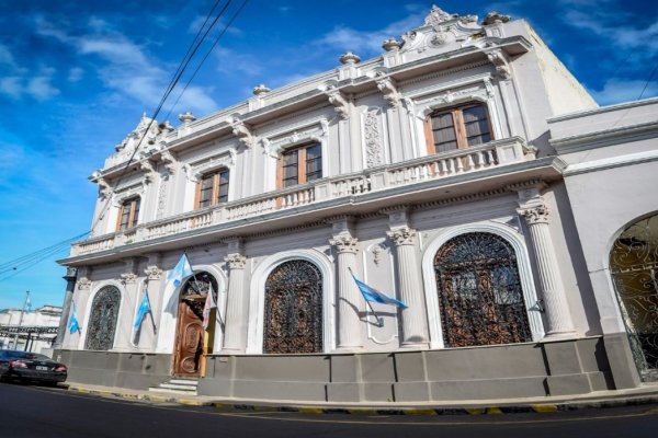 Corrientes: Desde el lunes 25 comienza el pago a empleados municipales