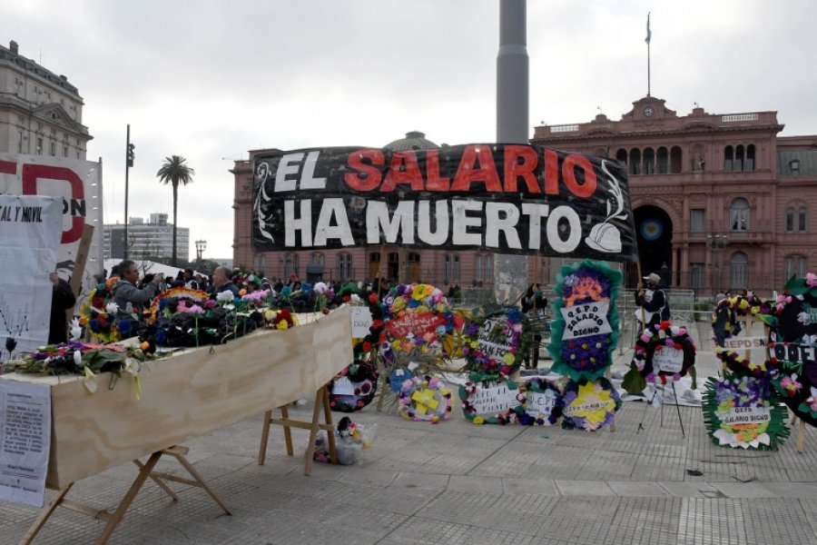 La Unidad Piquetera Marcha Al Ministerio De Trabajo Por Un Salario Mínimo De 110000 Pesos 4339