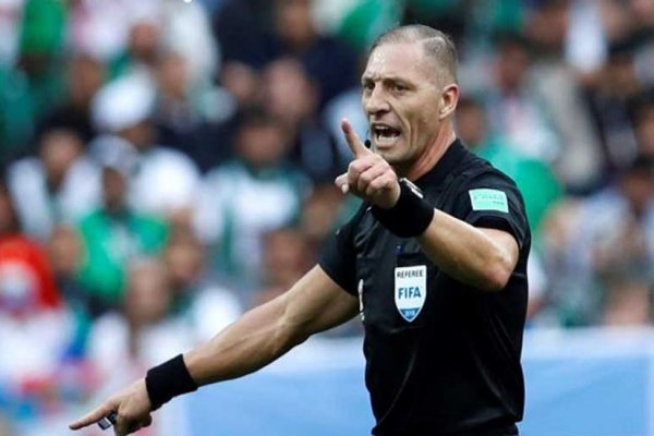 Néstor Pitana se retira del arbitraje a sus 47 años