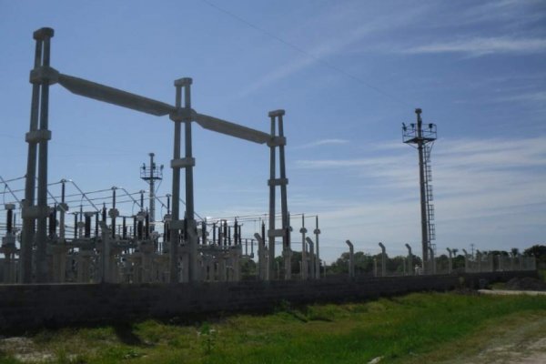 Estación transformadora quedó fuera de servicio y dejó sin luz a varios barrios