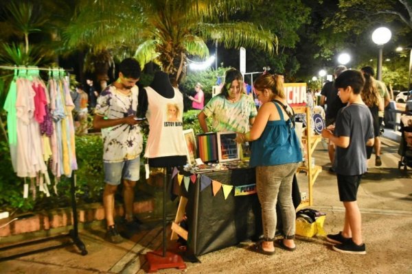 Fin de semana con arte en la playa, peñas en los barrios y eventos al aire libre